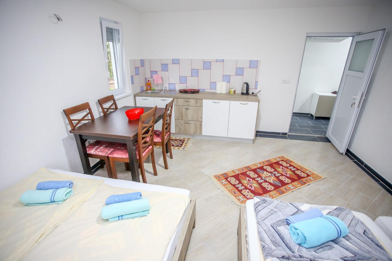 Apartments River Una 3 Bihac Exterior photo